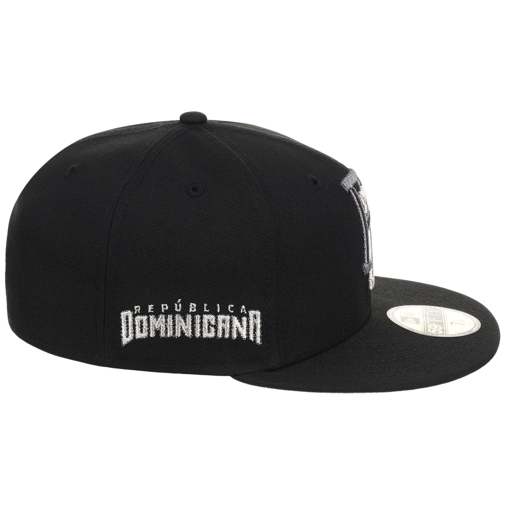 Crown the Country: Dominican Republic New Era 59FIFTY Liquid Titanium
