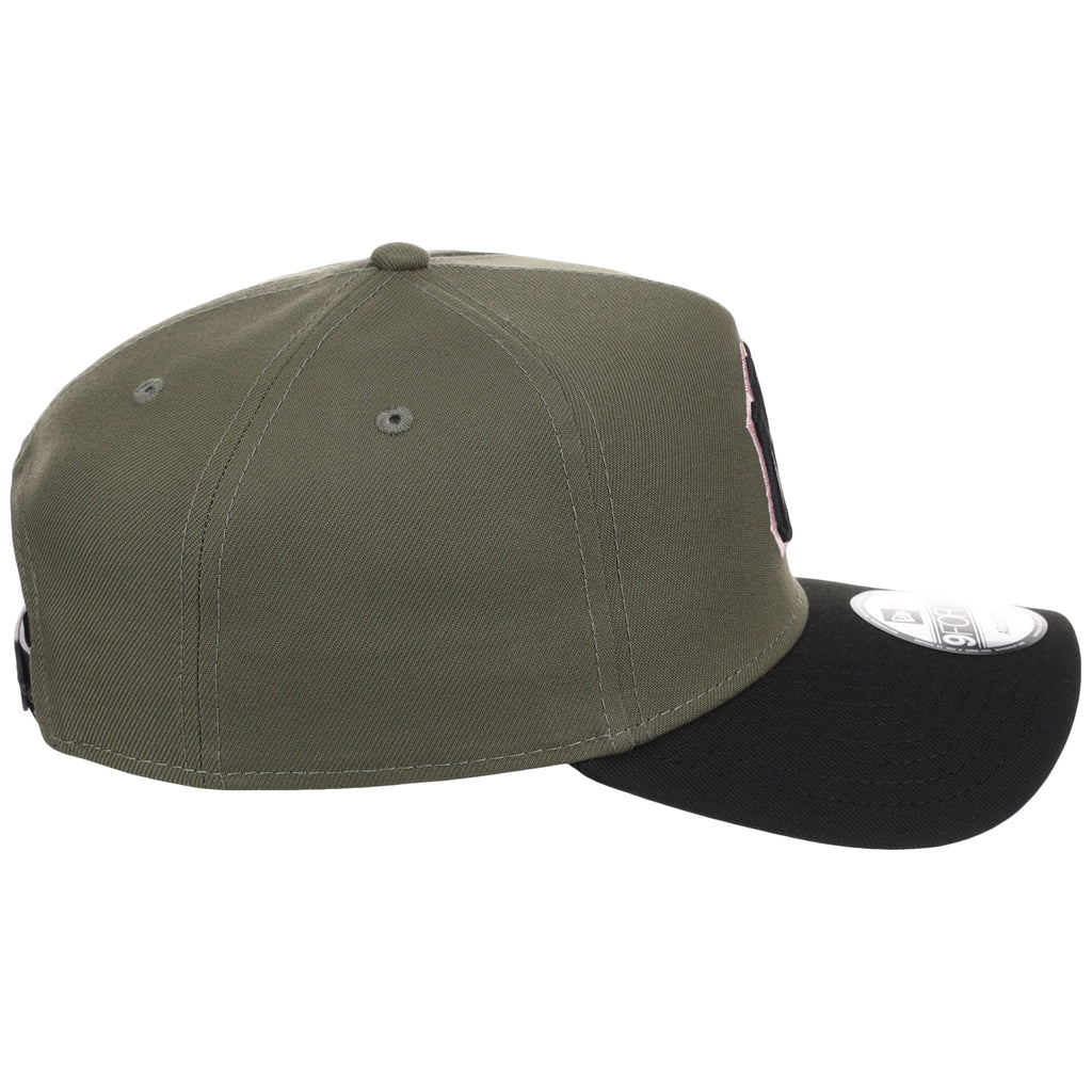 New York Yankees MLB Olive x Black & Pink FASHION CORE New Era 9FORTY A-Frame