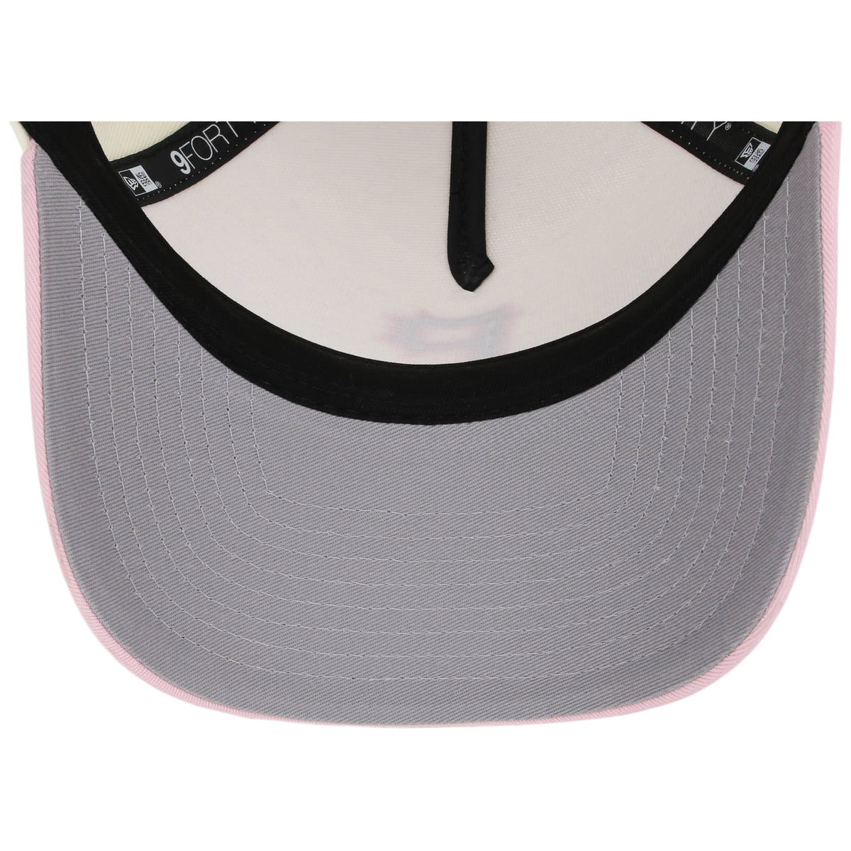 New York Yankees MLB Chrome x Pink FASHION CORE New Era 9FORTY A-Frame