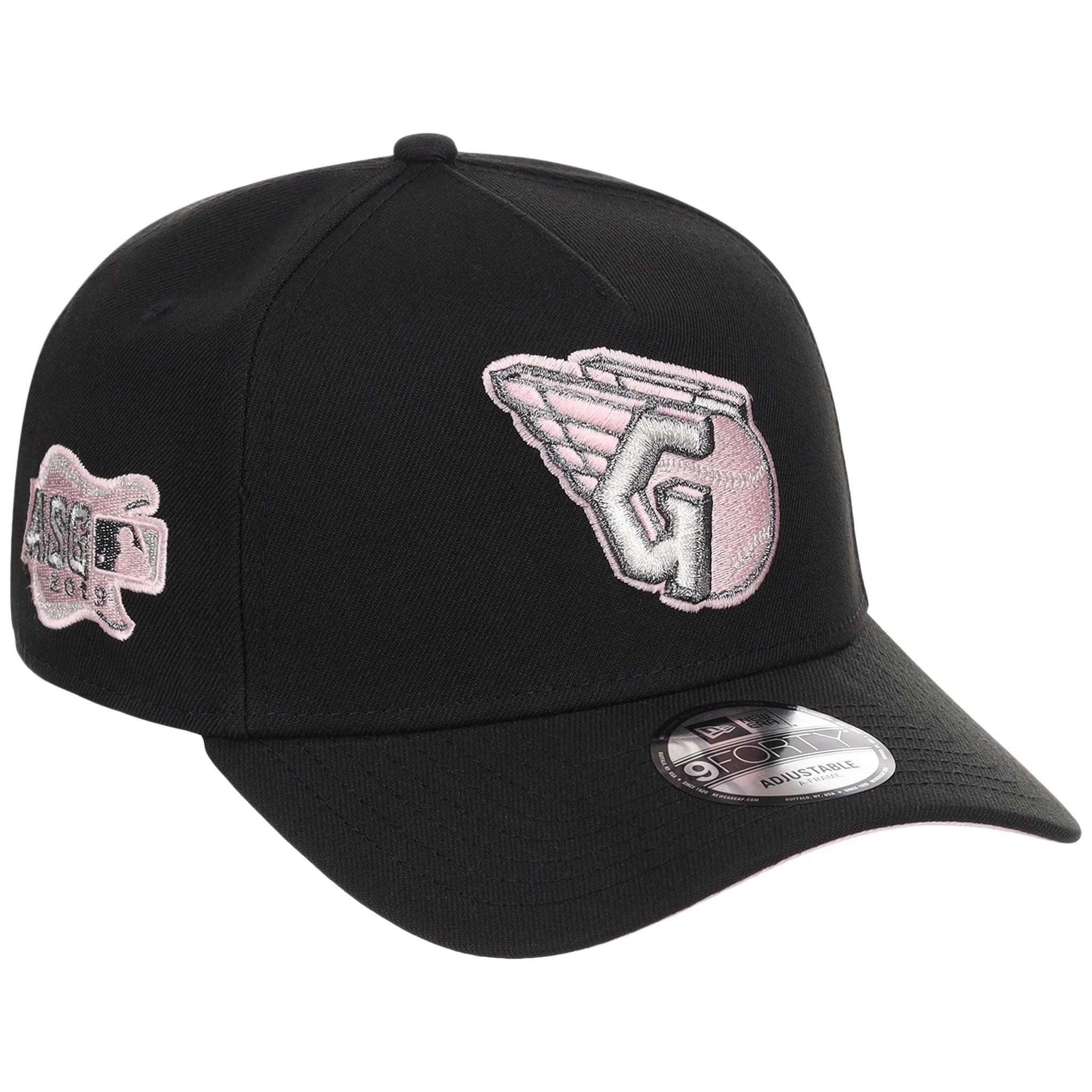 Cleveland Guardians MLB Cookies & Cream New Era 9FORTY