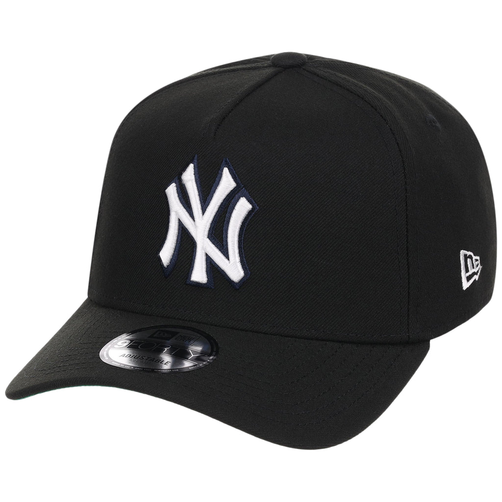New York Yankees MLB Black Dome New Era 9FORTY A-Frame