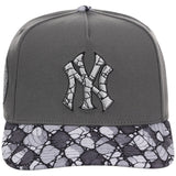 New York Yankees MLB Concrete Jungle Mitchell & Ness Pro Pinch