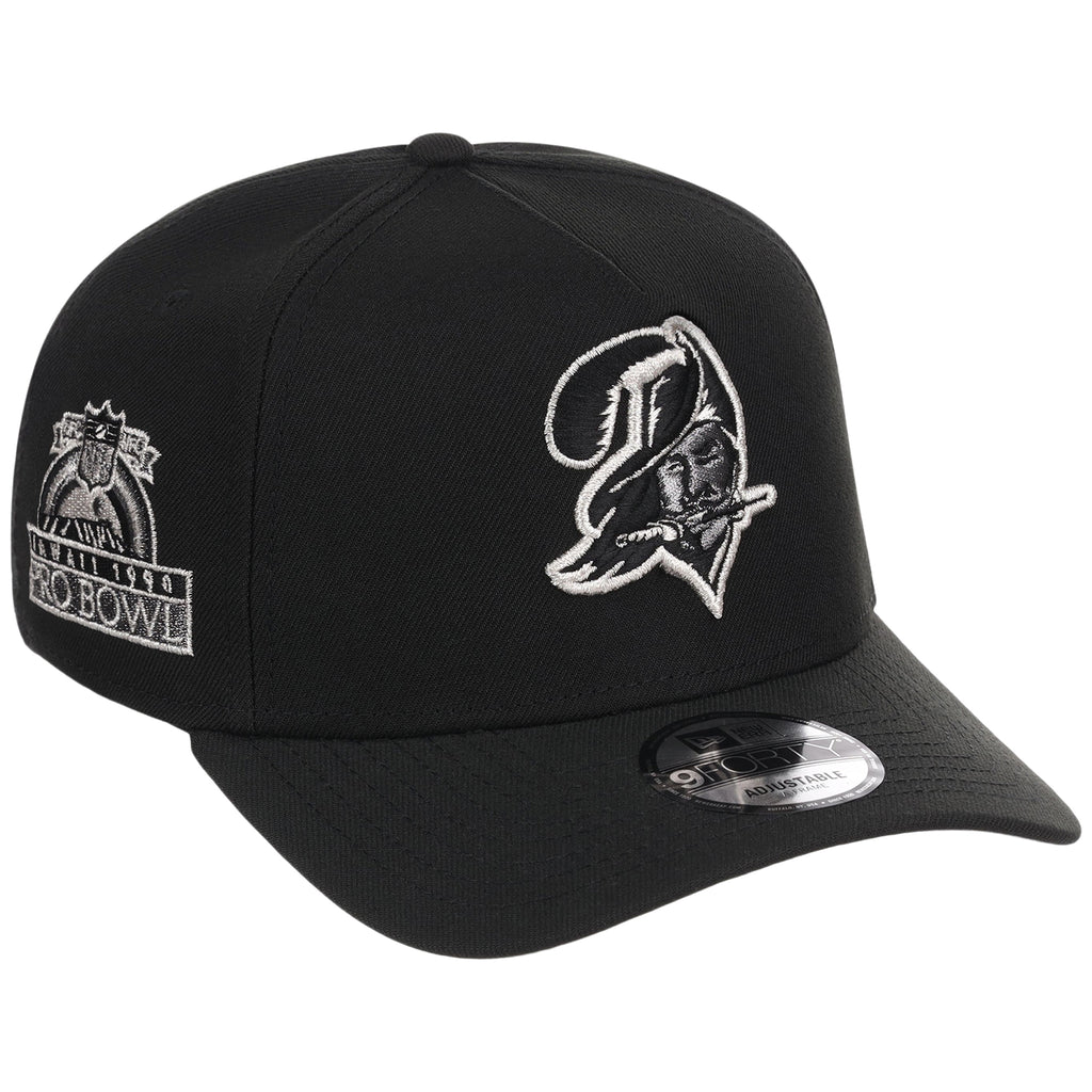 Tampa Bay Buccaneers NFL Liquid Titanium New Era 9FORTY