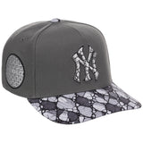 New York Yankees MLB Concrete Jungle Mitchell & Ness Pro Pinch