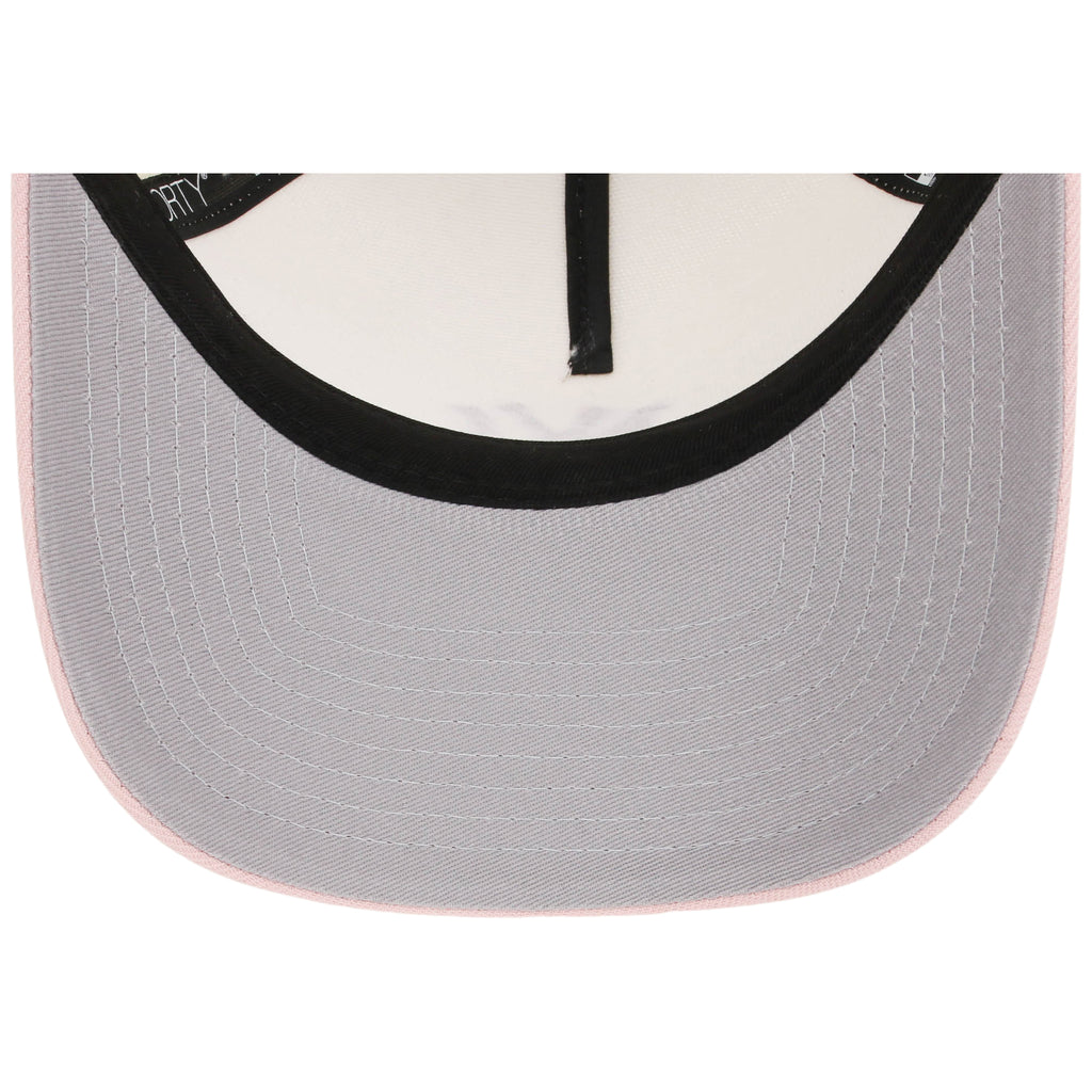 New York Yankees Cheetah Women's New Era 9FORTY A-Frame
