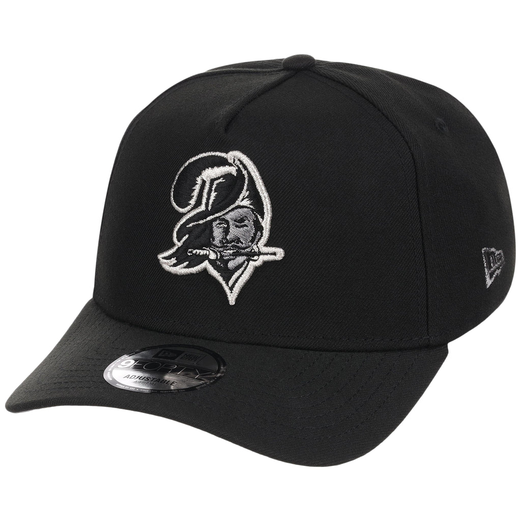 Tampa Bay Buccaneers NFL Liquid Titanium New Era 9FORTY