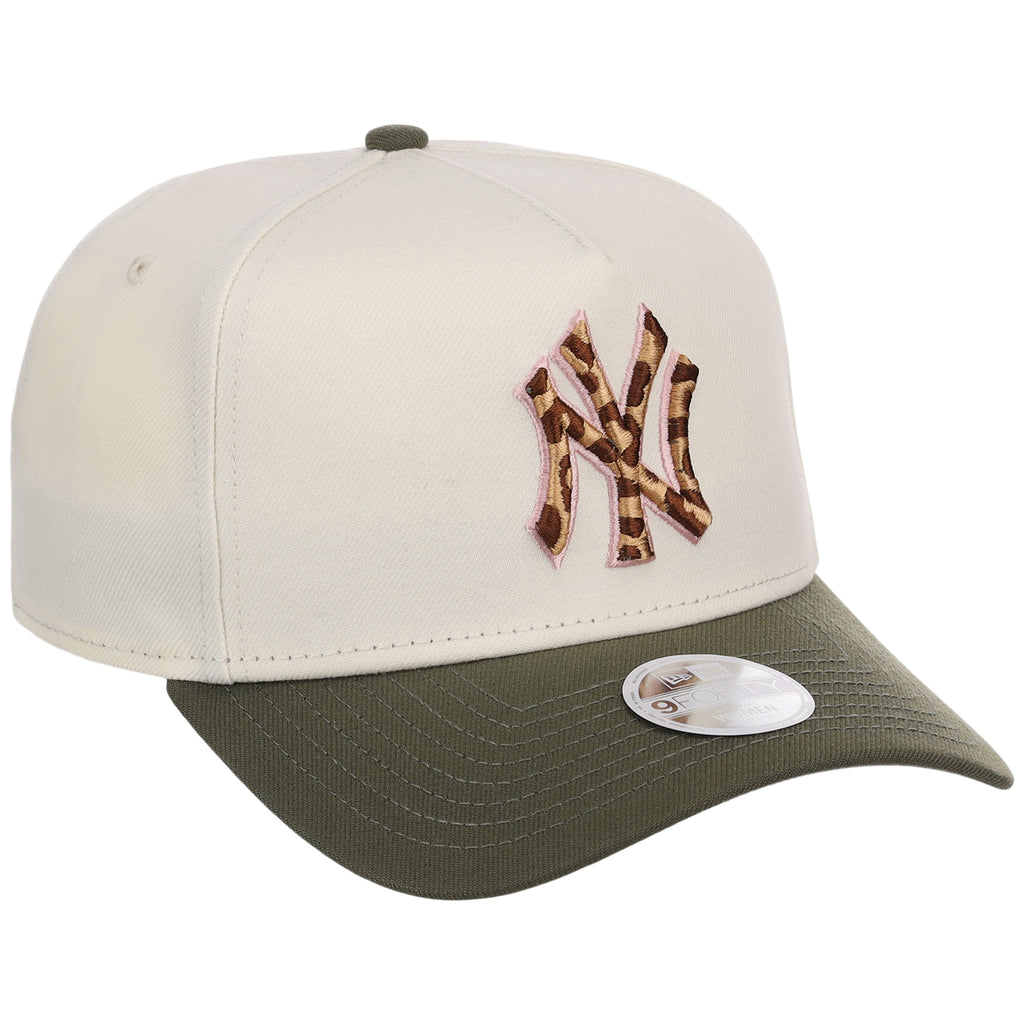 New York Yankees Cheetah Women's New Era 9FORTY A-Frame
