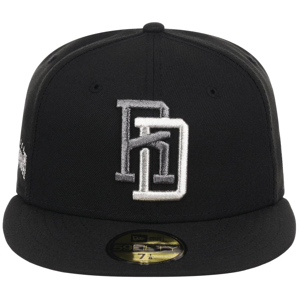 Crown the Country: Dominican Republic New Era 59FIFTY Liquid Titanium