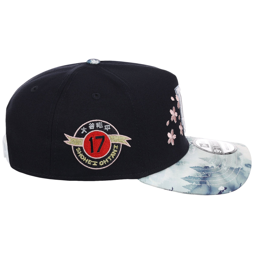 Los Angeles Dodgers Pacific Canvas New Era 9FORTY (Dark Royal/Floral)