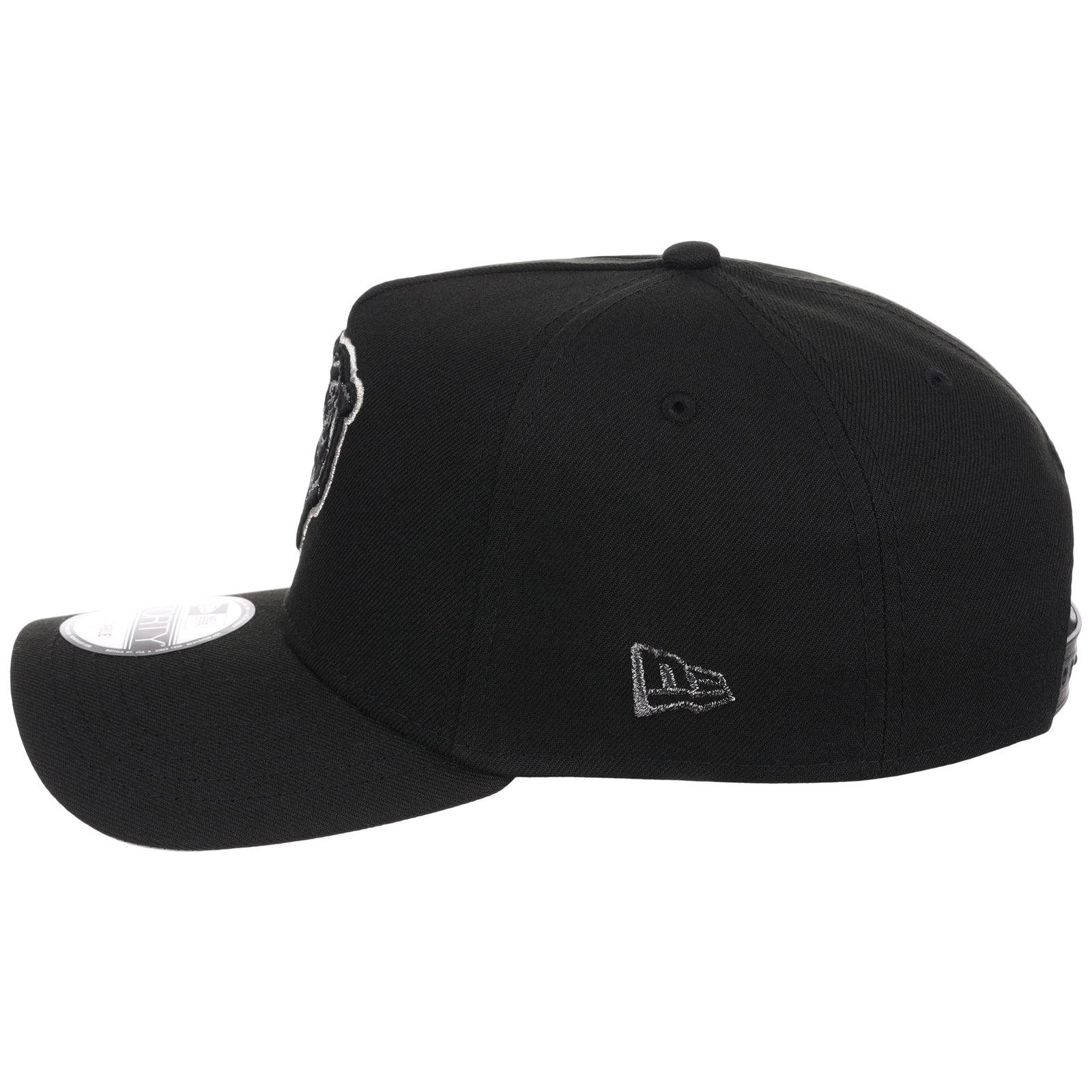 Chicago Bears NFL Liquid Titanium New Era 9FORTY – LidsHatDrop