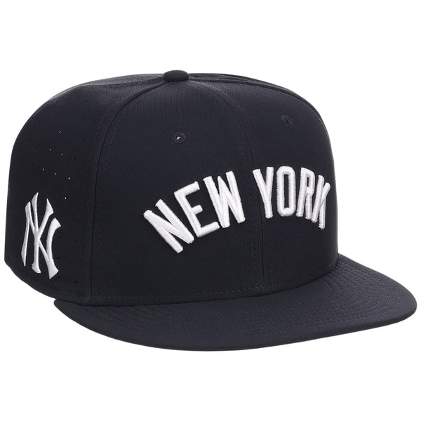 New York Yankees MLB Nike Script Pro Cap Fitted