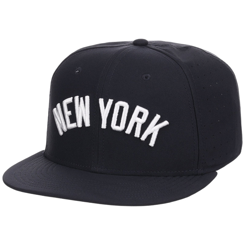 New York Yankees MLB Nike Script Pro Cap Fitted
