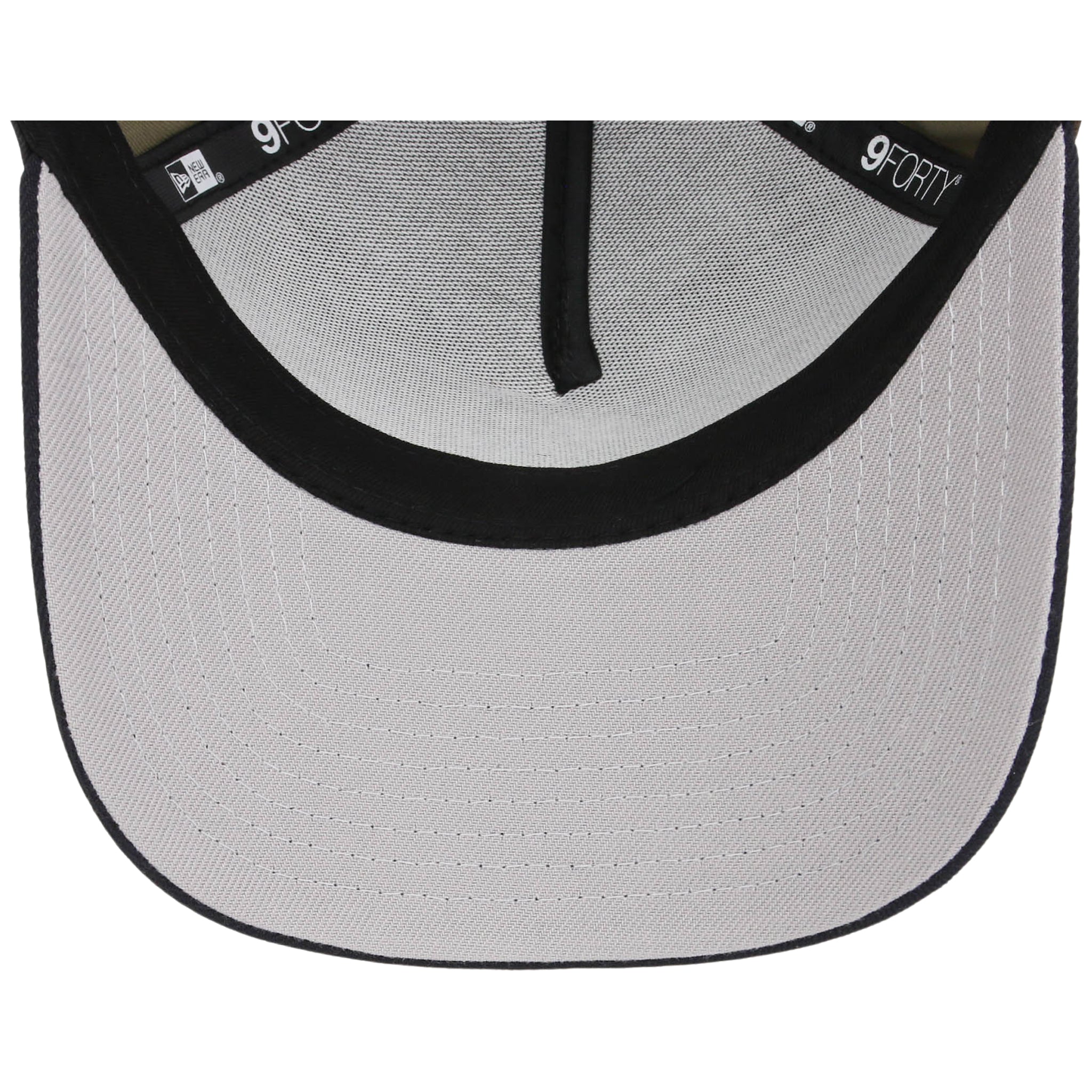 Atlanta Braves MLB Woodland Contrast New Era 9FORTY