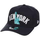 New York Yankees - New York Crown the City -  Liberty  New Era 9FORTY - Navy/Navy