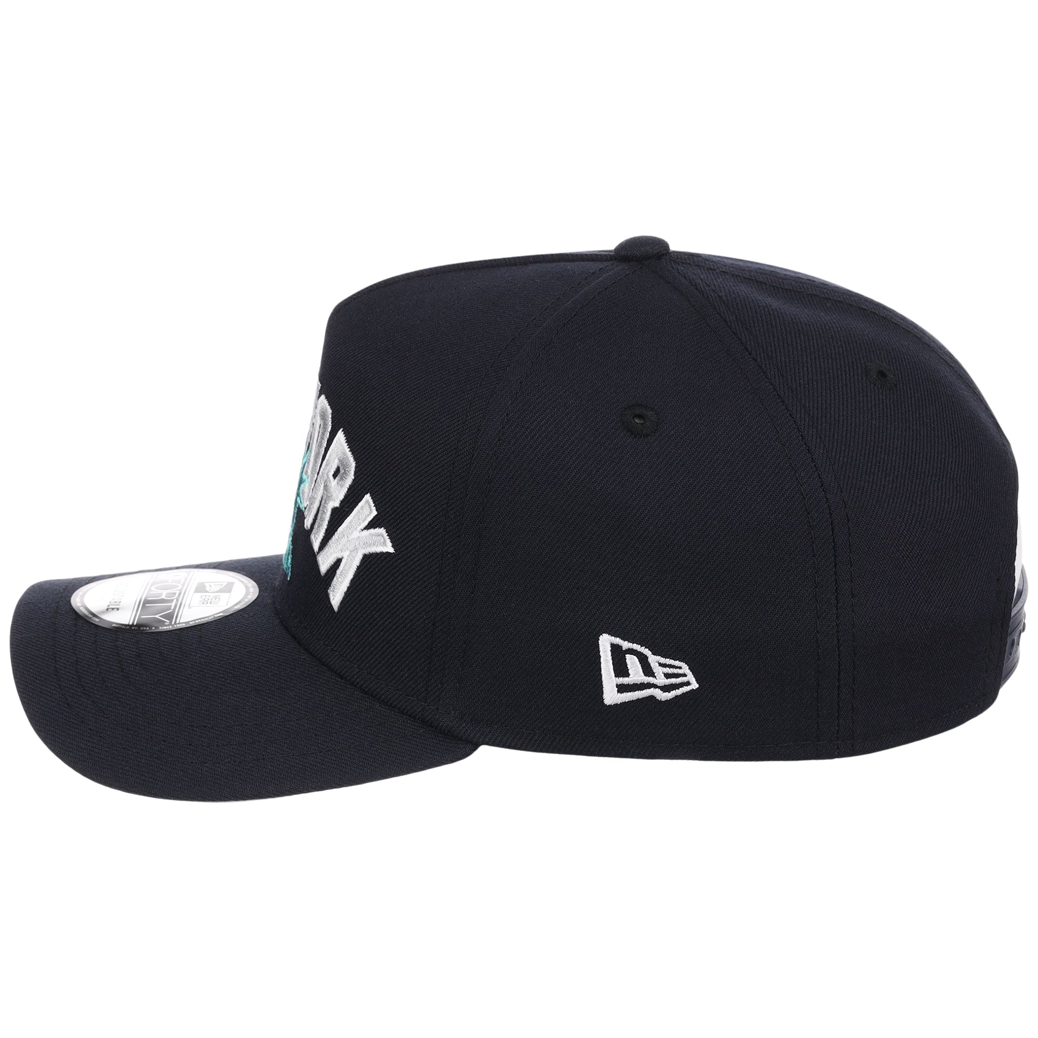 New York Yankees - New York Crown the City -  Liberty  New Era 9FORTY - Navy/Navy