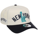 New York Yankees - New York Crown the City -  Liberty  New Era 9FORTY - Chrome/Navy