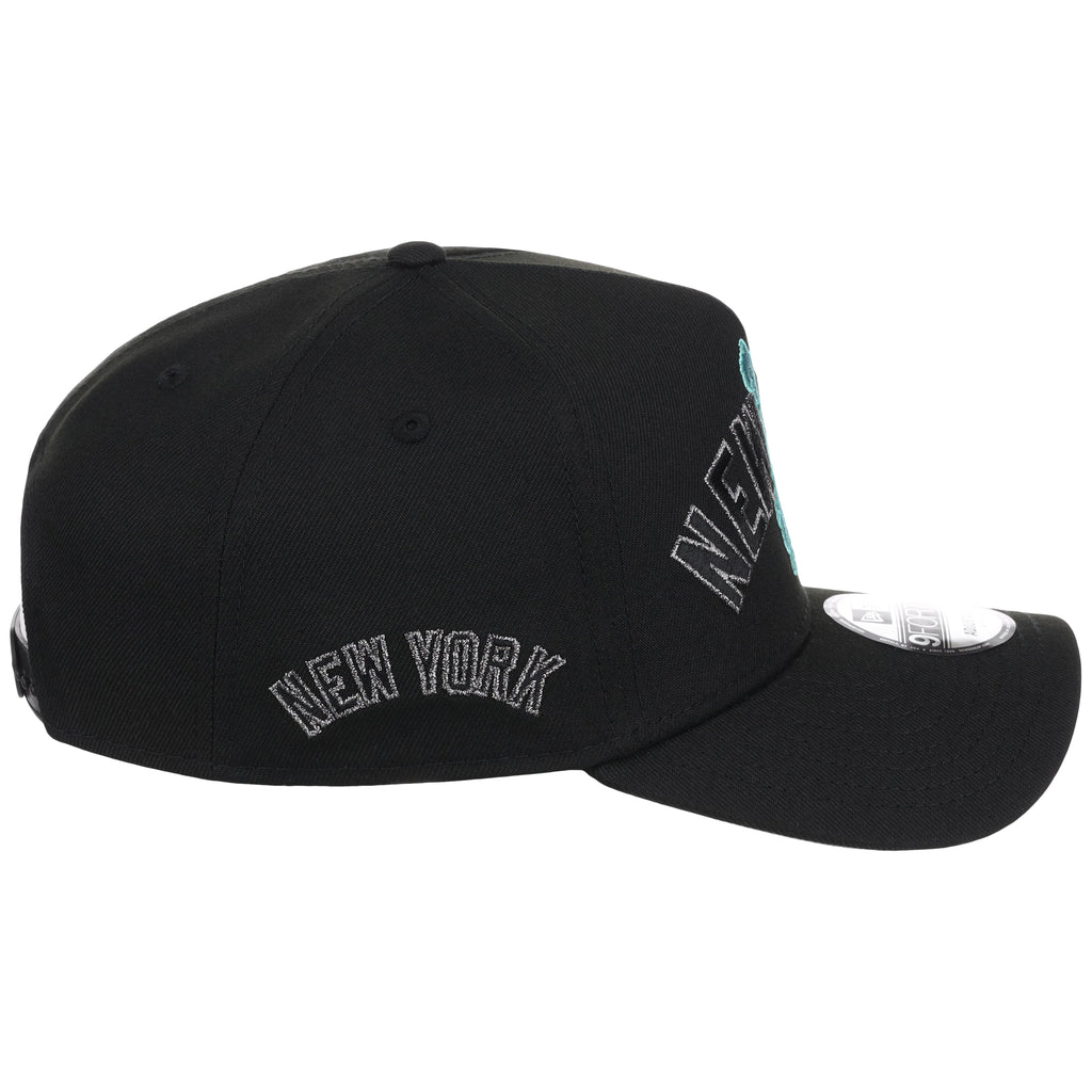 New York Yankees - New York Crown the City -  Liberty  New Era 9FORTY - Black/Black