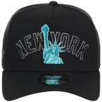 New York Yankees - New York Crown the City -  Liberty  New Era 9FORTY - Black/Black