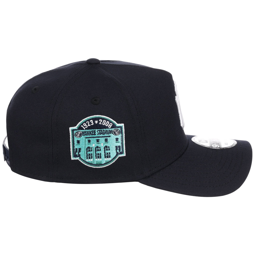 New York Yankees - New York Crown the City -  Liberty Element  New Era 9FORTY - Navy/Navy