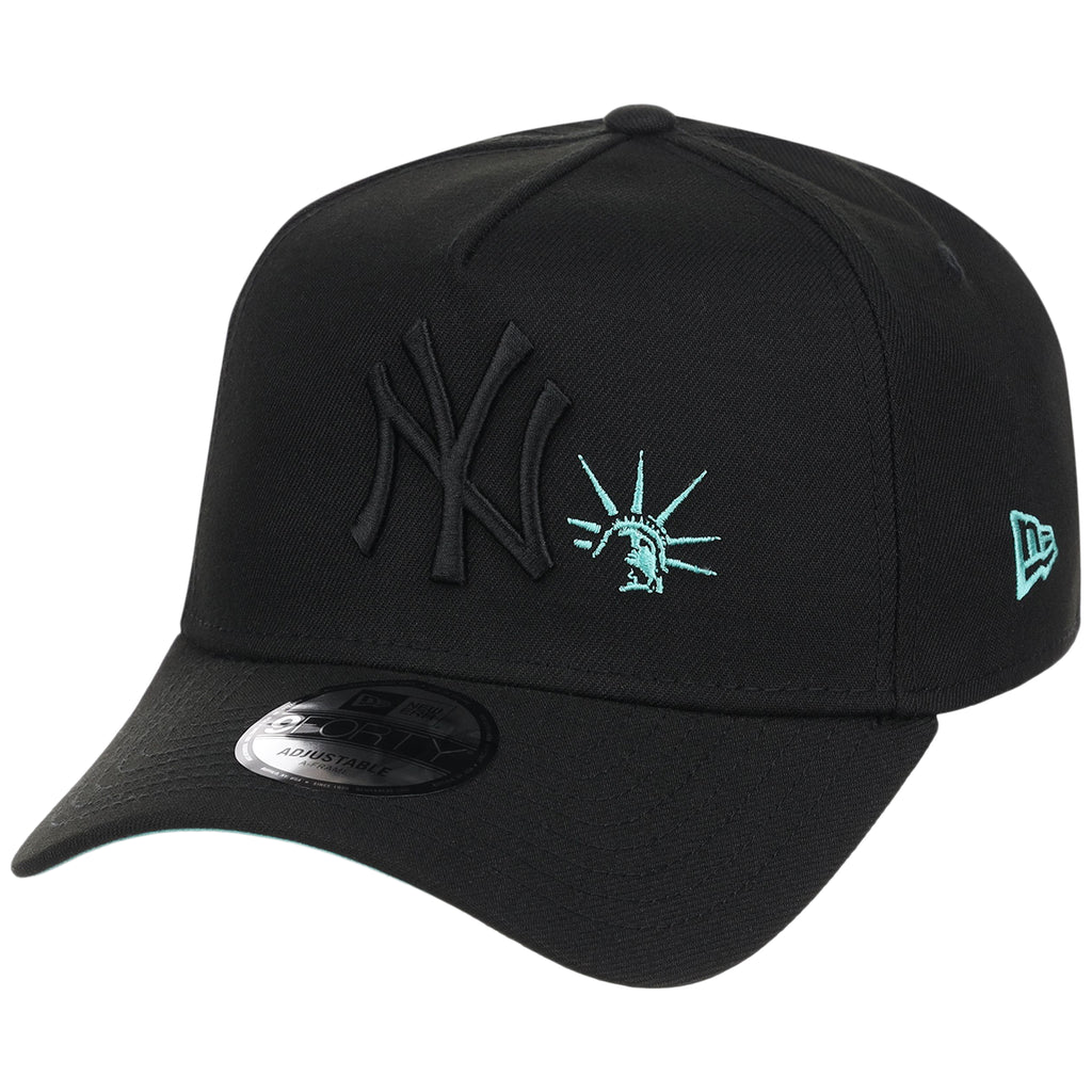 New York Yankees - New York Crown the City -  Liberty Element  New Era 9FORTY - Black/Black