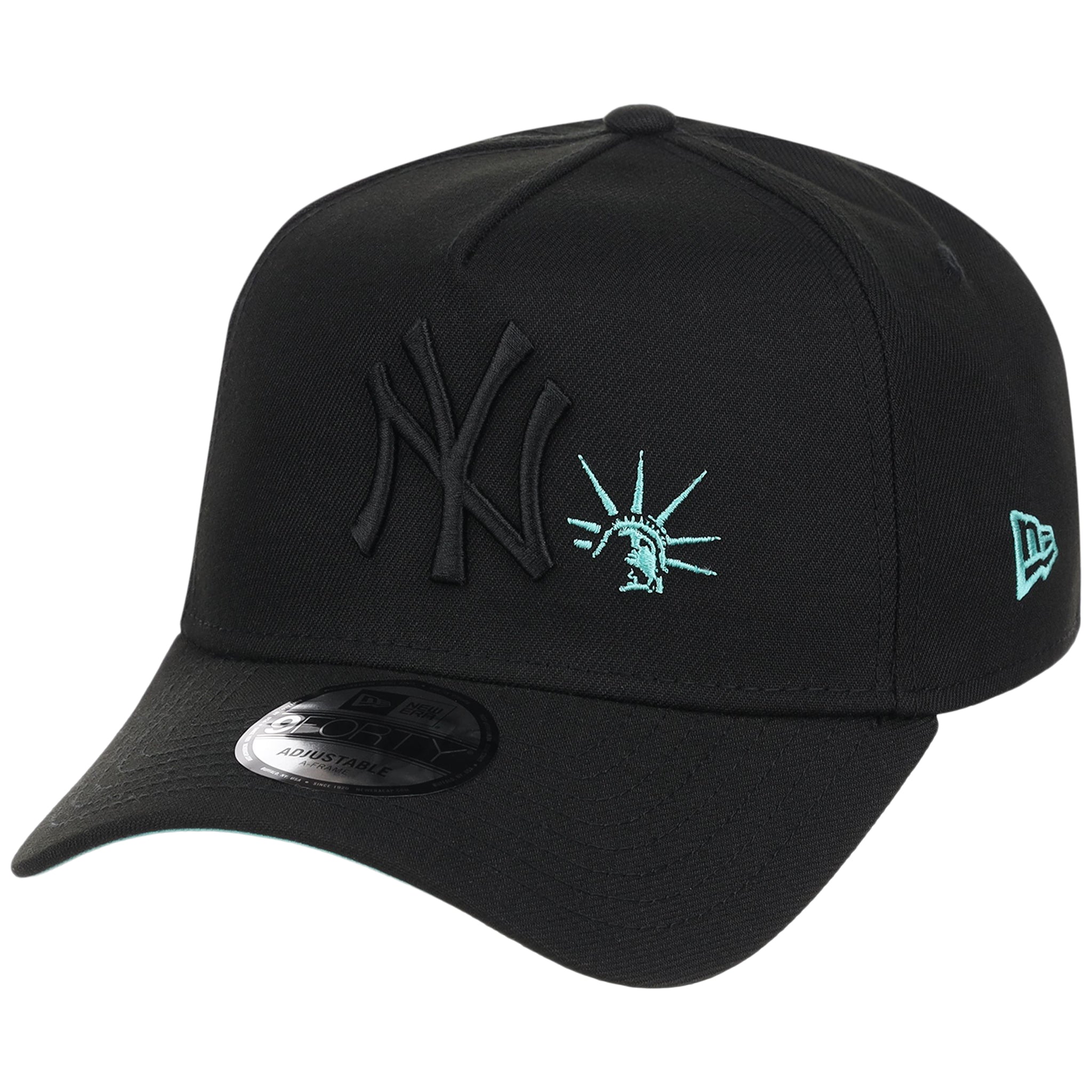 New York Yankees - New York Crown the City -  Liberty Element  New Era 9FORTY - Black/Black