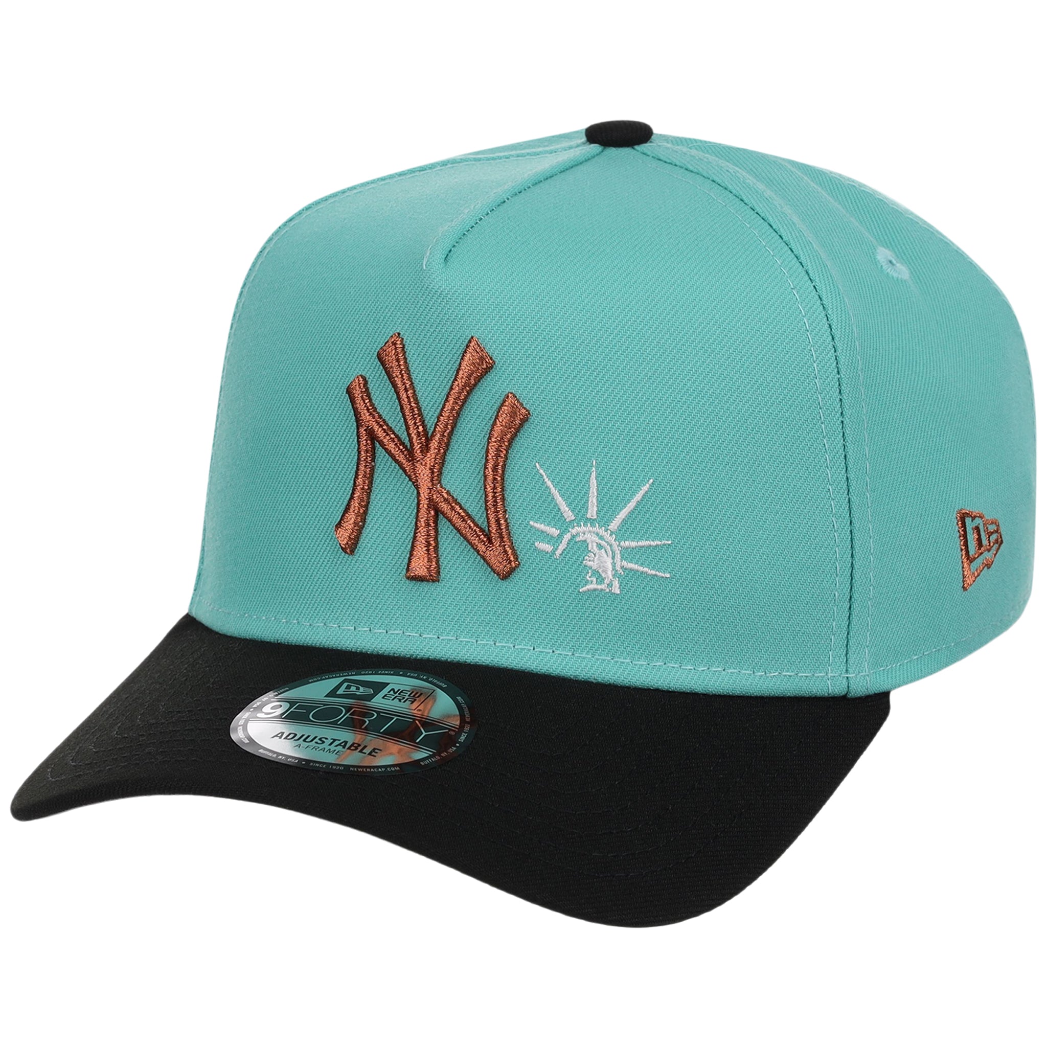 New York Yankees - New York Crown the City -  Liberty Element  New Era 9FORTY - Mint/Black