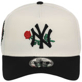 New York Yankees - New York Crown the City -  Rose  New Era 9FORTY - Chrome/Black