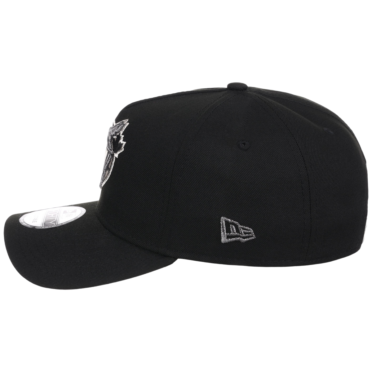 Toronto Blue Jays Toronto Crown the City - Liquid Titanium New Era 9FORTY (Black/Black)