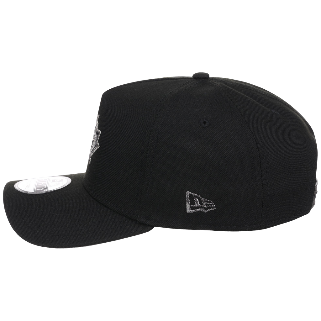 Toronto Blue Jays Toronto Crown the City - Liquid Titanium New Era 9FORTY (Black/Black)