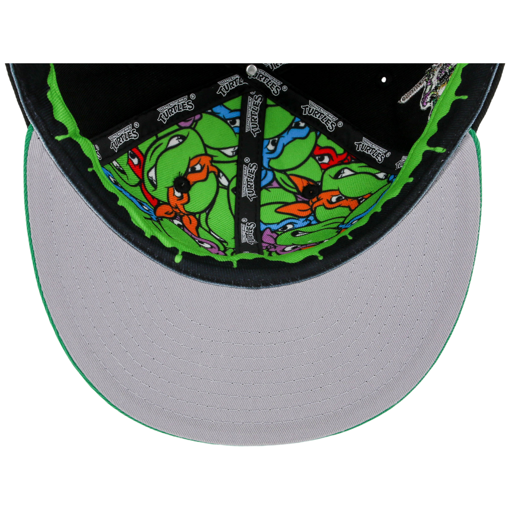 SATURDAY MORNING CARTOONS: TEENAGE MUTANT NINJA TURTLES - Leonardo Turtles Fitted