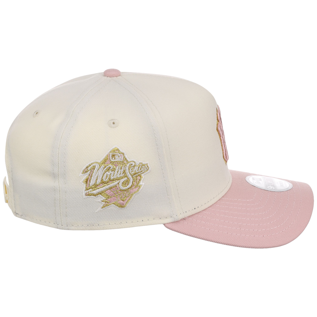 New York Yankees MLB 'Petal Dust' Women's New Era 9FORTY