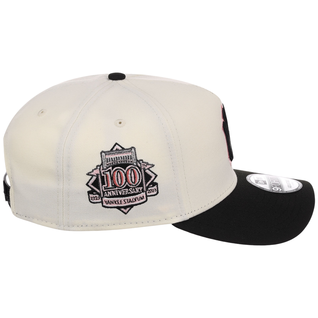New York Yankees MLB Chrome Blinky New Era 9FORTY A-Frame