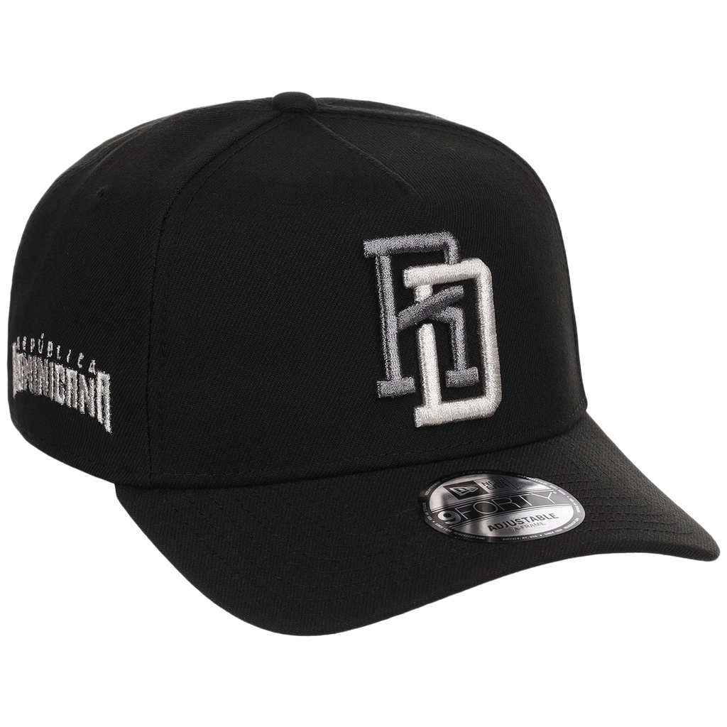 Crown the Country: Dominican Republic New Era 9FORTY Liquid Titanium