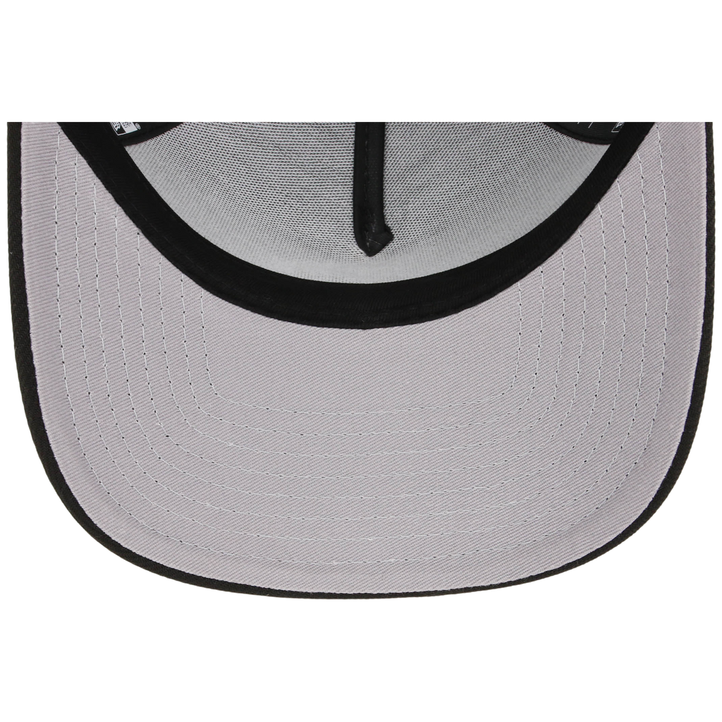 Crown the Country: Dominican Republic New Era 9FORTY Liquid Titanium