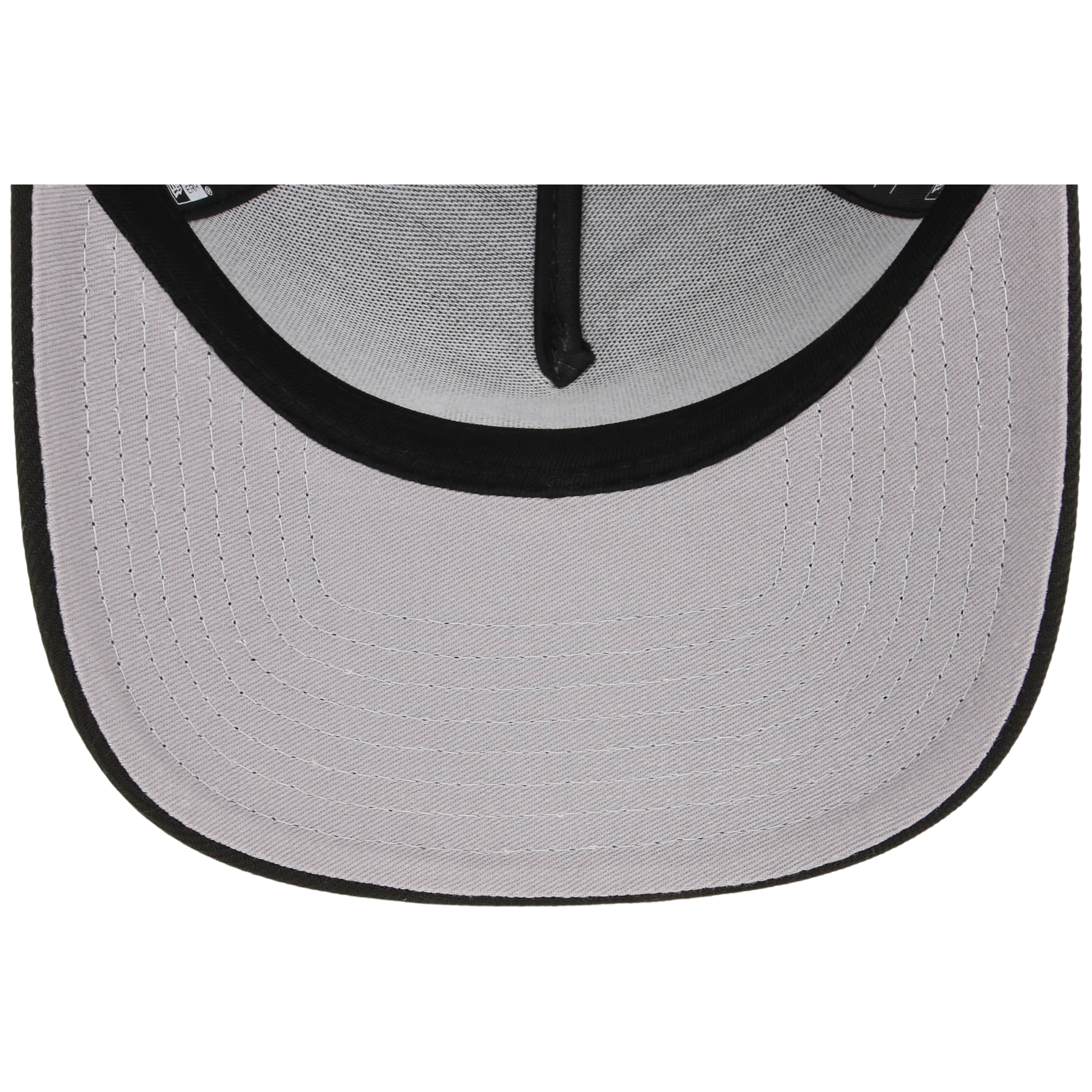 Crown the Country: Dominican Republic New Era 9FORTY Liquid Titanium