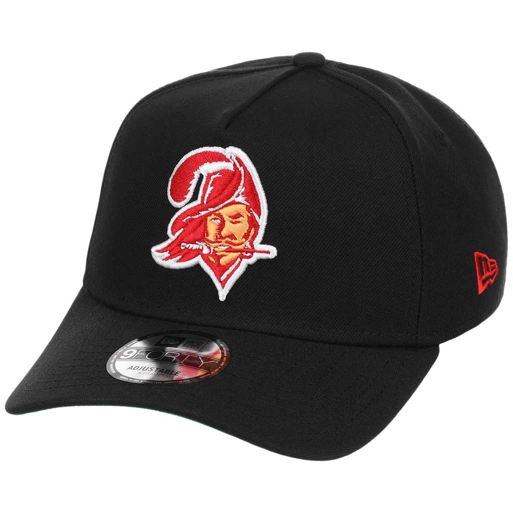 Tampa Bay Buccaneers NFL Black Dome New Era 9FORTY A-Frame