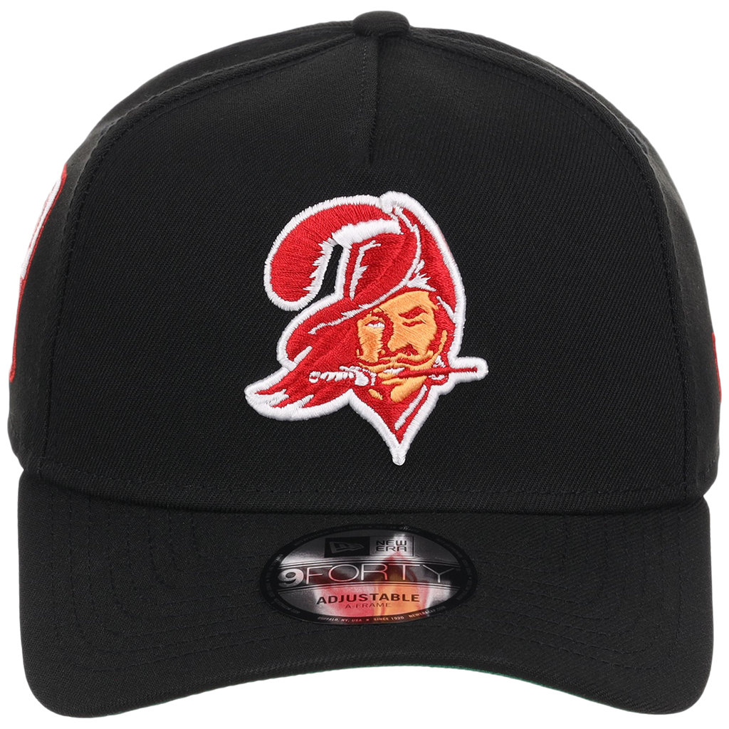 Tampa Bay Buccaneers NFL Black Dome New Era 9FORTY A-Frame