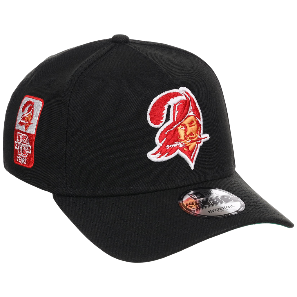 Tampa Bay Buccaneers NFL Black Dome New Era 9FORTY A-Frame