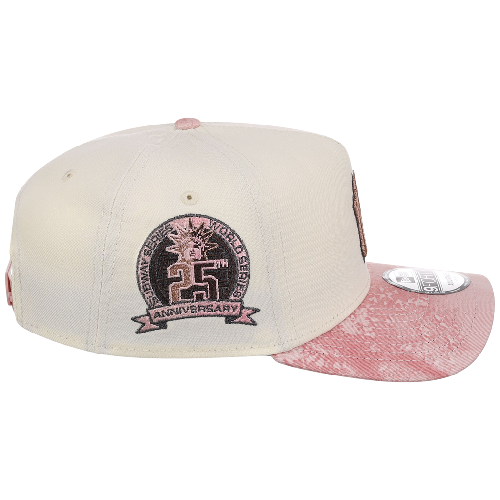 New York Yankees MLB Chrome Pink Realtree New Era 9FORTY A-Frame