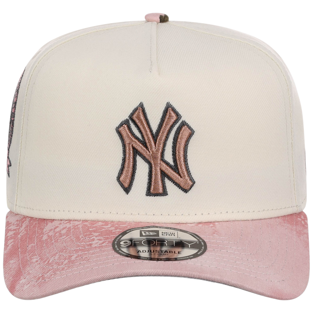 New York Yankees MLB Chrome Pink Realtree New Era 9FORTY A-Frame
